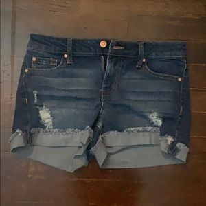 Celebrity pink jean shorts